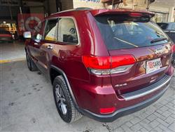 جیپ گراند شیرۆکی